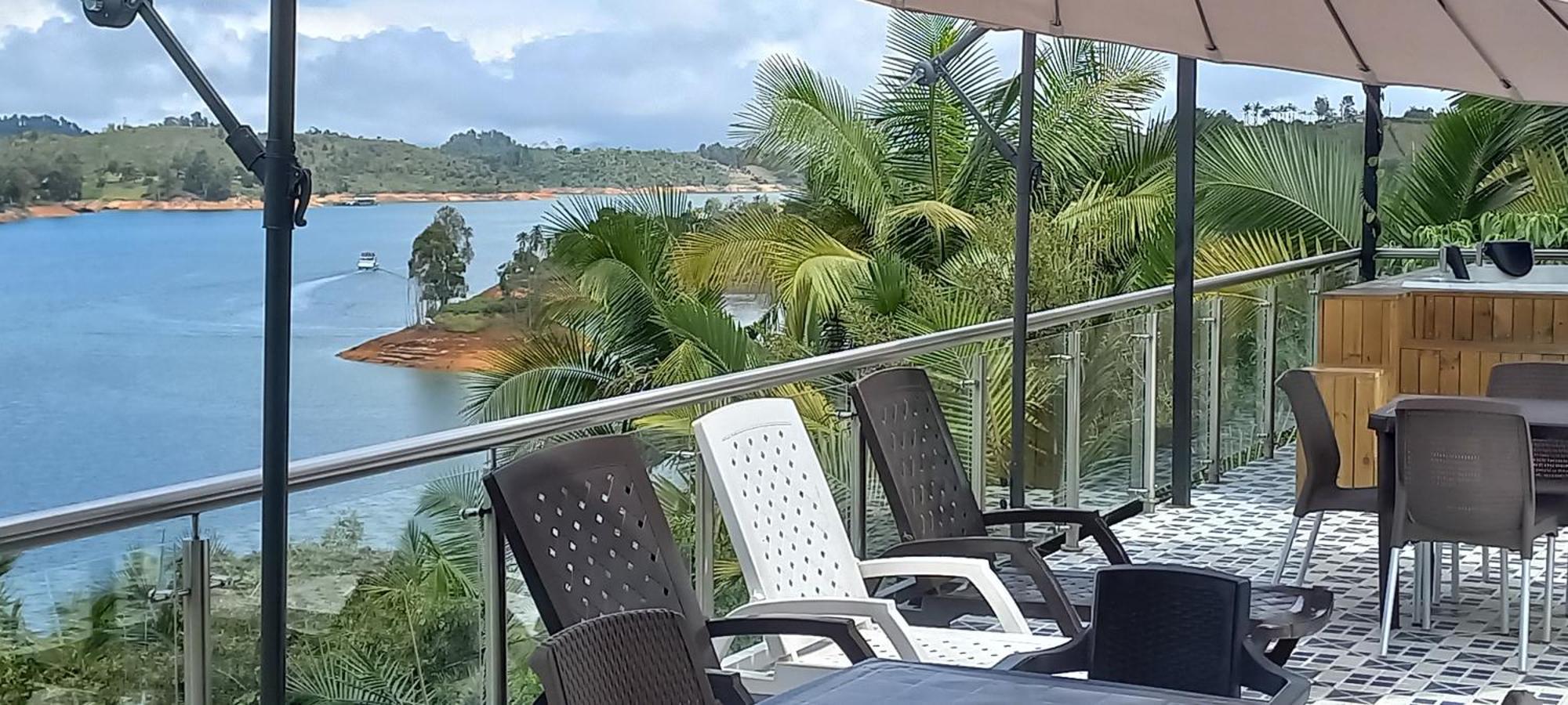 Hotel Mirador Cielo Blue El Penol  エクステリア 写真