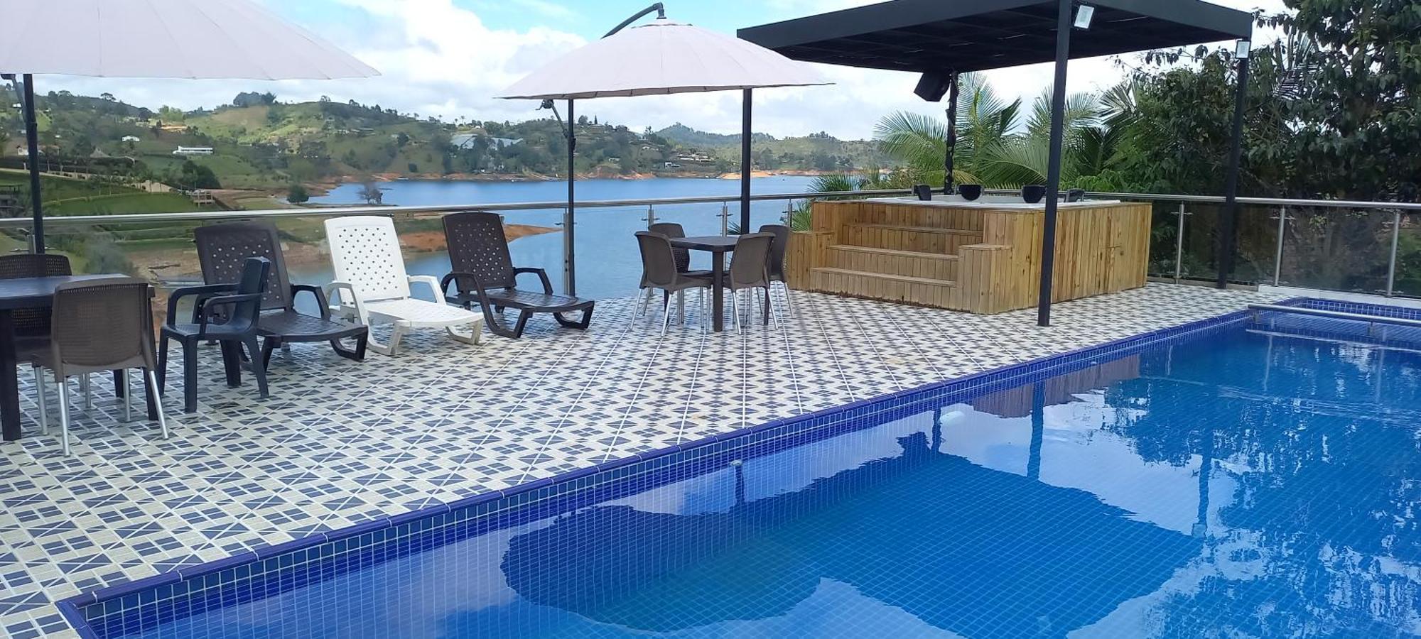 Hotel Mirador Cielo Blue El Penol  エクステリア 写真