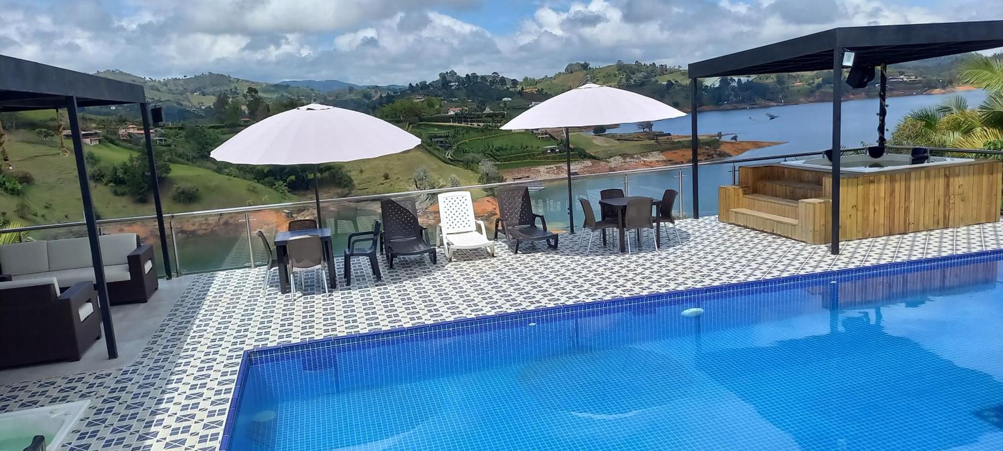 Hotel Mirador Cielo Blue El Penol  エクステリア 写真