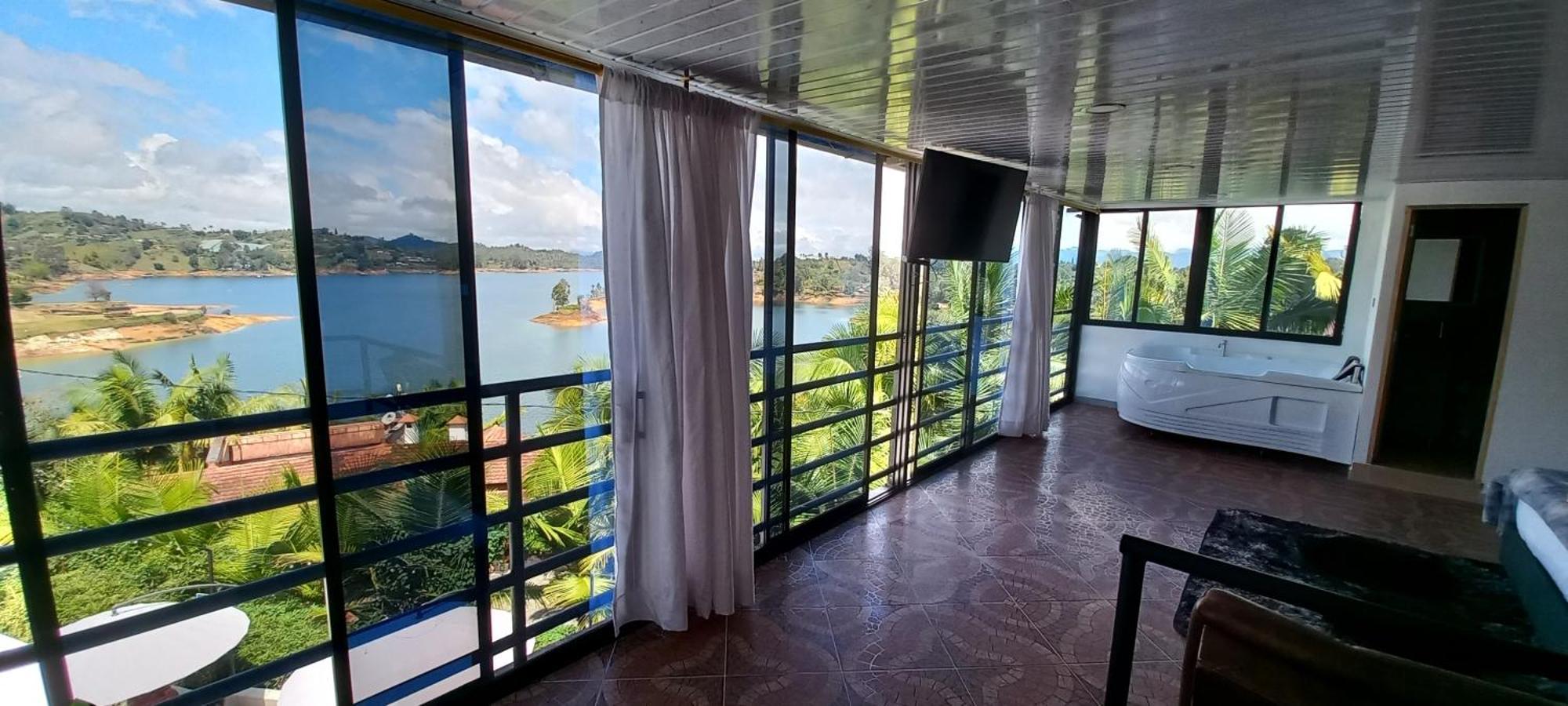 Hotel Mirador Cielo Blue El Penol  エクステリア 写真