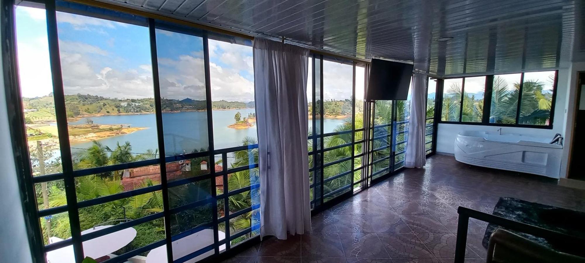 Hotel Mirador Cielo Blue El Penol  エクステリア 写真
