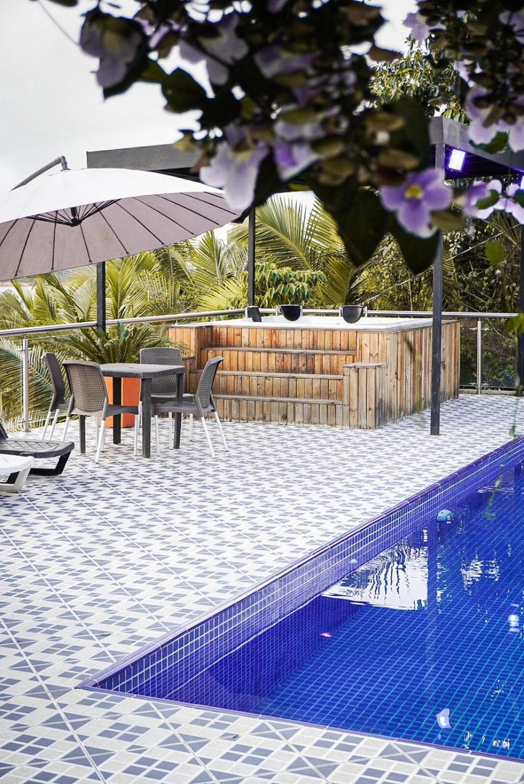 Hotel Mirador Cielo Blue El Penol  エクステリア 写真